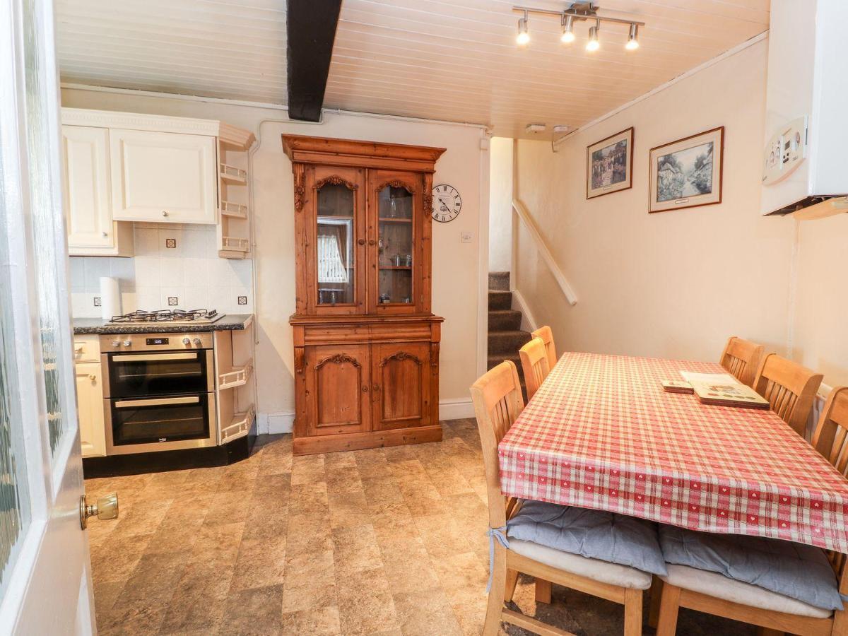 Scotch Hall Cottage Llangollen Eksteriør bilde